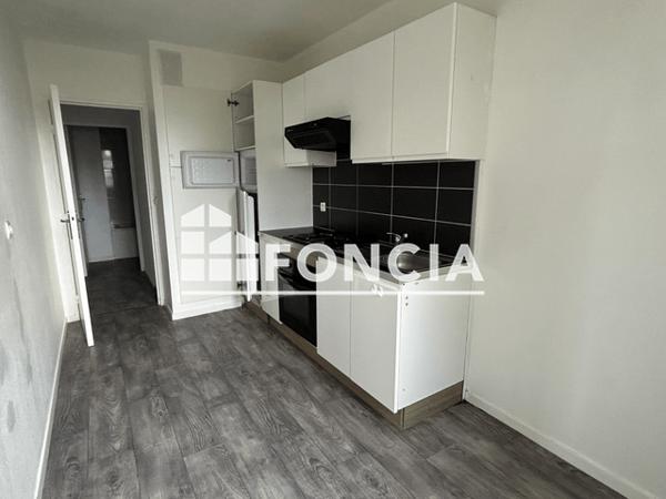 Location Appartement 2 pièces 57 m² - 23 RUE GAGARINE Wattignies 59139