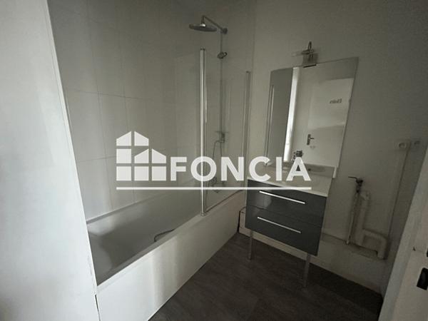 Location Appartement 2 pièces 57 m² - 23 RUE GAGARINE Wattignies 59139