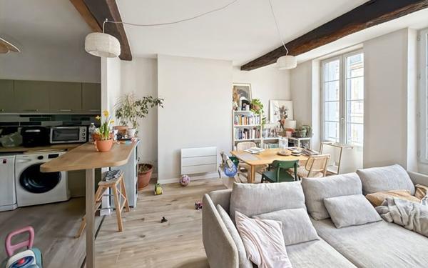 Immeuble à vendre    2 pièces •  Lectoure