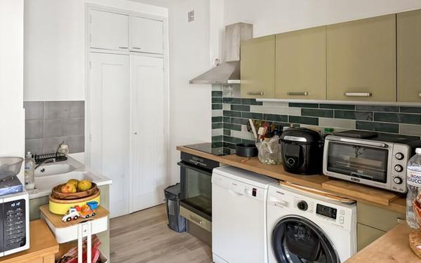 Immeuble à vendre    2 pièces •  Lectoure