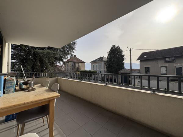 Appartement 3 pièces - 69 m² Exclusivité efficity