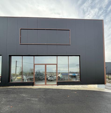 A LOUER Saint-Berthevin, Local commercial , Saint berthevin A LOUER Saint-Berthevin, Local commercial , Saint berthevin