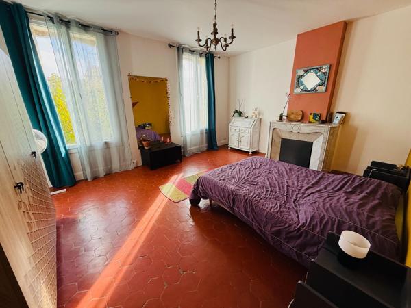 MAISON 7 PIÈCES AVEC EXTERIEUR