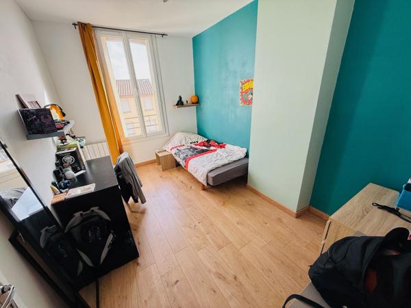 MAISON 7 PIÈCES AVEC EXTERIEUR