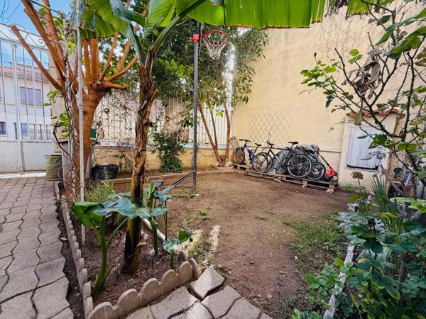 MAISON 7 PIÈCES AVEC EXTERIEUR