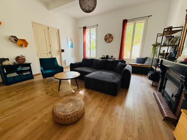 MAISON 7 PIÈCES AVEC EXTERIEUR