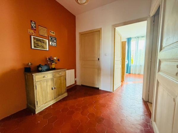 MAISON 7 PIÈCES AVEC EXTERIEUR