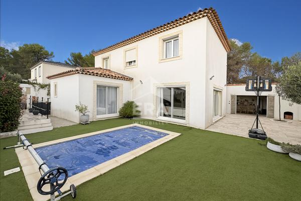 Les Pennes Mirabeau - maison T5 de 126m2 sur une parcelle de 400m2 avec piscine