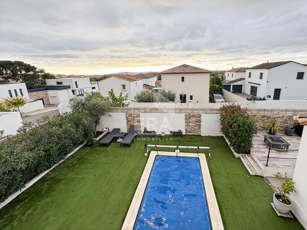 Les Pennes Mirabeau - maison T5 de 126m2 sur une parcelle de 400m2 avec piscine