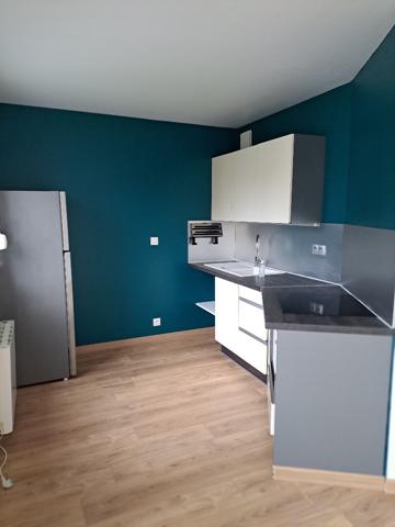 APPARTEMENT T2 AVEC PARKING SECURISE - SECTEUR CERNAY