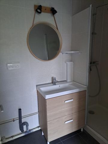 APPARTEMENT T2 AVEC PARKING SECURISE - SECTEUR CERNAY