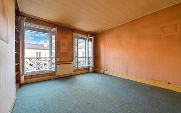 Appartement à vendre    2 pièces • 38,15 m2 Montreuil