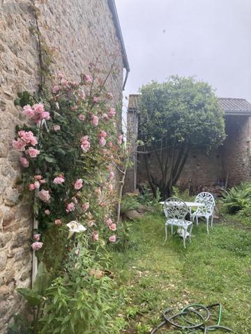 Maison à vendre à Saint-Pierre-Église dans la Manche (50330), ref : 50108-4747