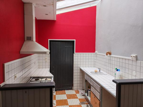 Vente maison de ville Chauvigny (86300), 121.00m² avec 7 pièce(s) dont 4 chambre(s) sur 112.00m² de terrain. La Bruyere Immobilier