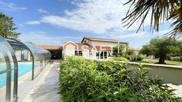 Maison 7 chambres sur près de 5000m² de verdure