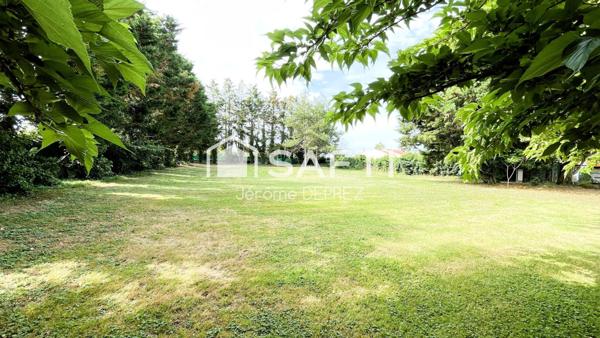 Maison 7 chambres sur près de 5000m² de verdure