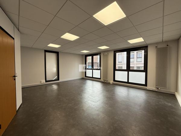 Immobilier Pro Bureau à Lille - Réf. nv5530hh
