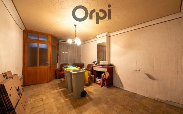 Maison à vendre    2 pièces • 250 m2 Néfiach