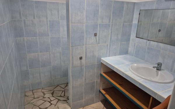 Maison à vendre    4 pièces •  Cayenne