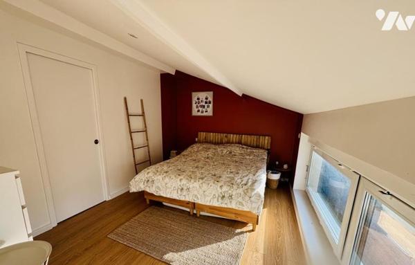 TOURCOING CENTRE - MAISON  AVEC COUR PRIVATIVE - 110 M  HAB EN TRES BON ETAT - DANS UNE COPROPRIETE 