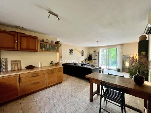 Eyguières (13430) Villa 91m² - Plain pied - 3 chambres - Terrain de 985m²