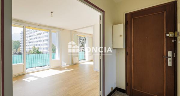 À vendre Appartement 4 pièces 72.77 m² - Meylan 38240