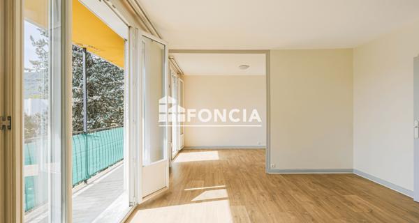 À vendre Appartement 4 pièces 72.77 m² - Meylan 38240