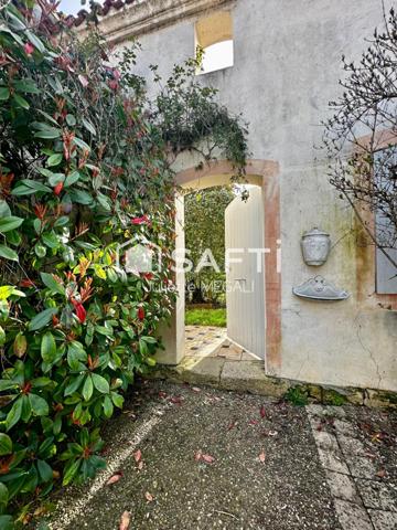 Demeure Bourgeoise de 450m2 et son parc de 2000m2.