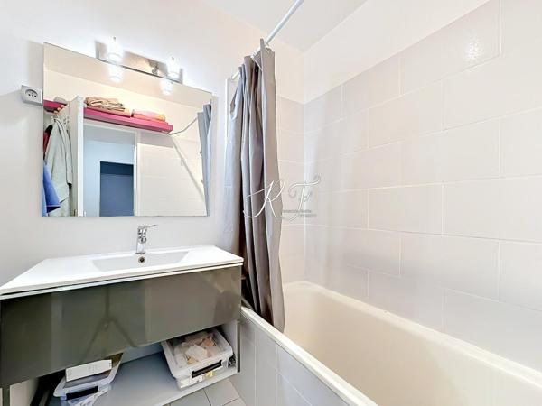 au dernier étage, 4 pièces 66m² avec 3 chambres