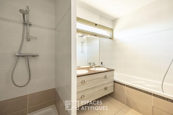 Duplex en dernier étage avec terrasse et vue imprenable sur la basilique Fourvière