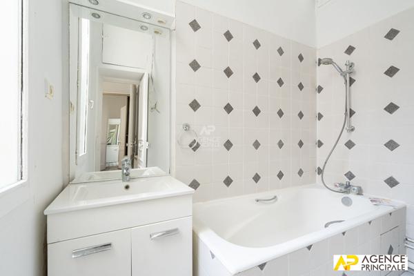 Maisons Laffitte - Centre historique 360 000 € **  - Référence  4723