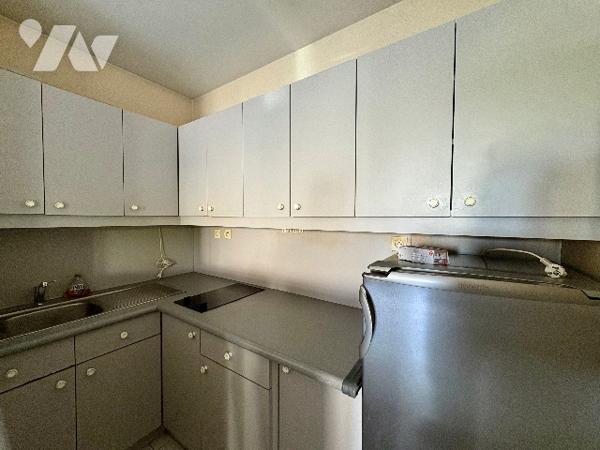 APPARTEMENT EN REZ DE CHAUSSE AVEC GARAGE ET STATIONNEMENT