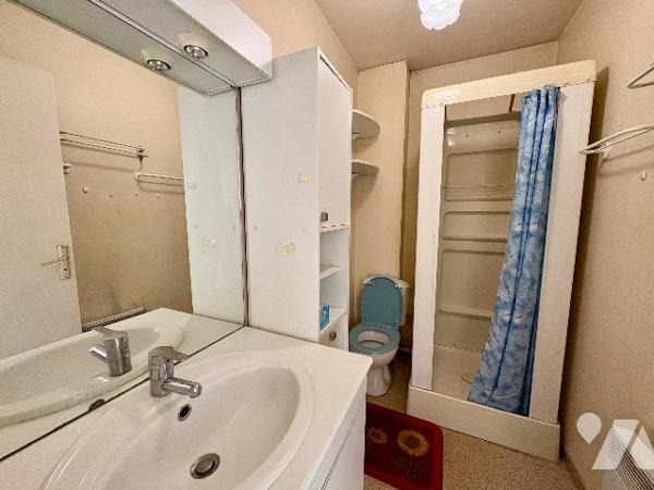 APPARTEMENT EN REZ DE CHAUSSE AVEC GARAGE ET STATIONNEMENT