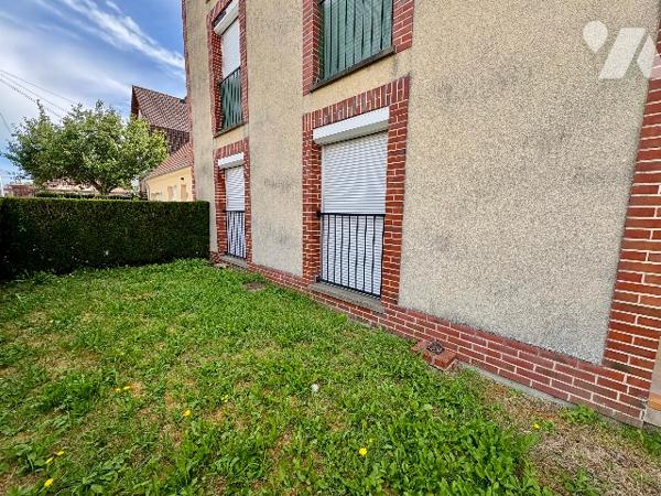 APPARTEMENT EN REZ DE CHAUSSE AVEC GARAGE ET STATIONNEMENT