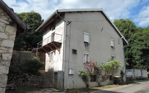 Maison à vendre    4 pièces •  Tenay