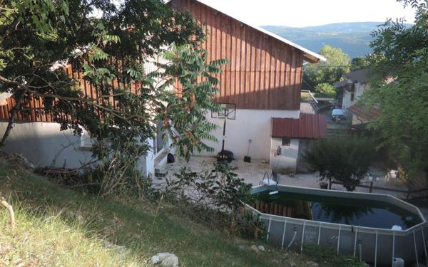 Maison à vendre    4 pièces •  Tenay