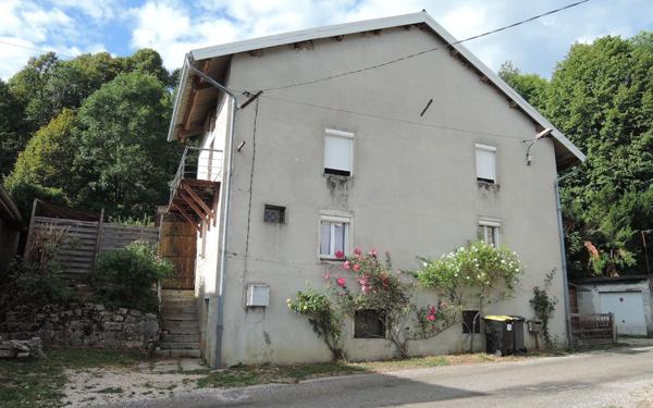 Maison à vendre    4 pièces •  Tenay