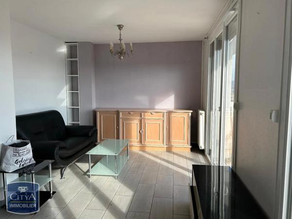 Appartement à louer 4 pièces 81.95m²