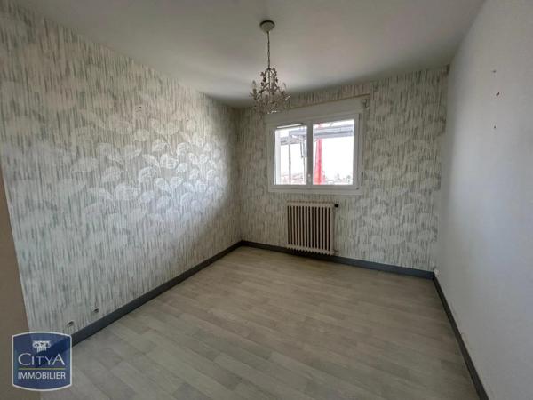 Appartement à louer 4 pièces 81.95m²