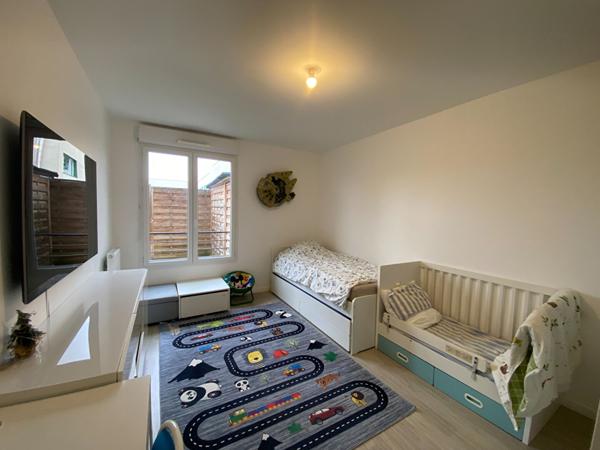 Appartement Corbeil Essonnes 4 pièce(s) 83 m2