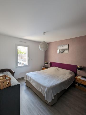 MAISON RÉCENTE AVEC PISCINE