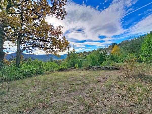 Terrain de loisir de 3 510 m² avec mazet et vue dominante – Bédarieux