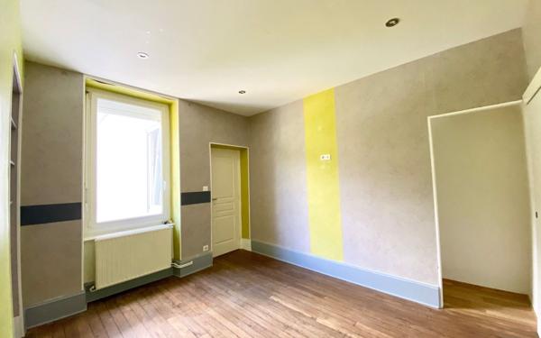 Appartement à louer    3 pièces •  Le Creusot