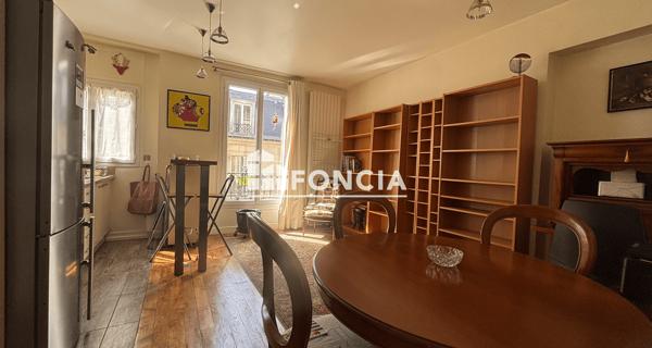 Location Appartement meublé 2 pièces 38.01 m² - Paris 75018