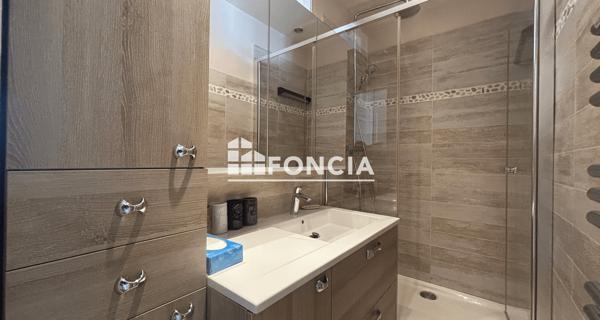 Location Appartement meublé 2 pièces 38.01 m² - Paris 75018