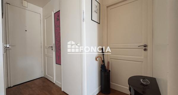 Location Appartement meublé 2 pièces 38.01 m² - Paris 75018