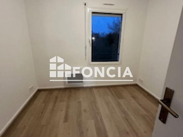 Location Appartement 2 pièces 46.37 m² - 11 RUE DE BOURNAZEL Quimper 29000