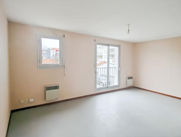 A VENDRE - Appartement - CHALLANS