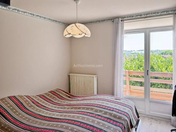 Vente                                                      Maison
                        
                     5 pièces                      100 m2                     à Thorigny-sur-Marne