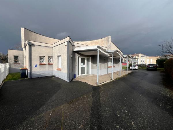 Local commercial Bruguieres 110 m2